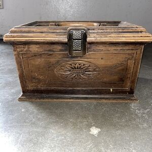 Lerner Shabby Sewing Needle Box Faux Chest Thread Bobbin Storage Pins Organizer